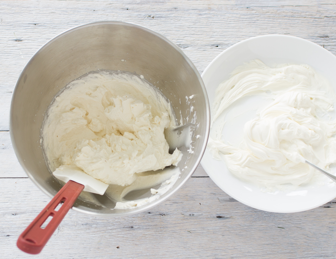 Verrines d’ananas rôti au four et chantilly de mascarpone à l'érable