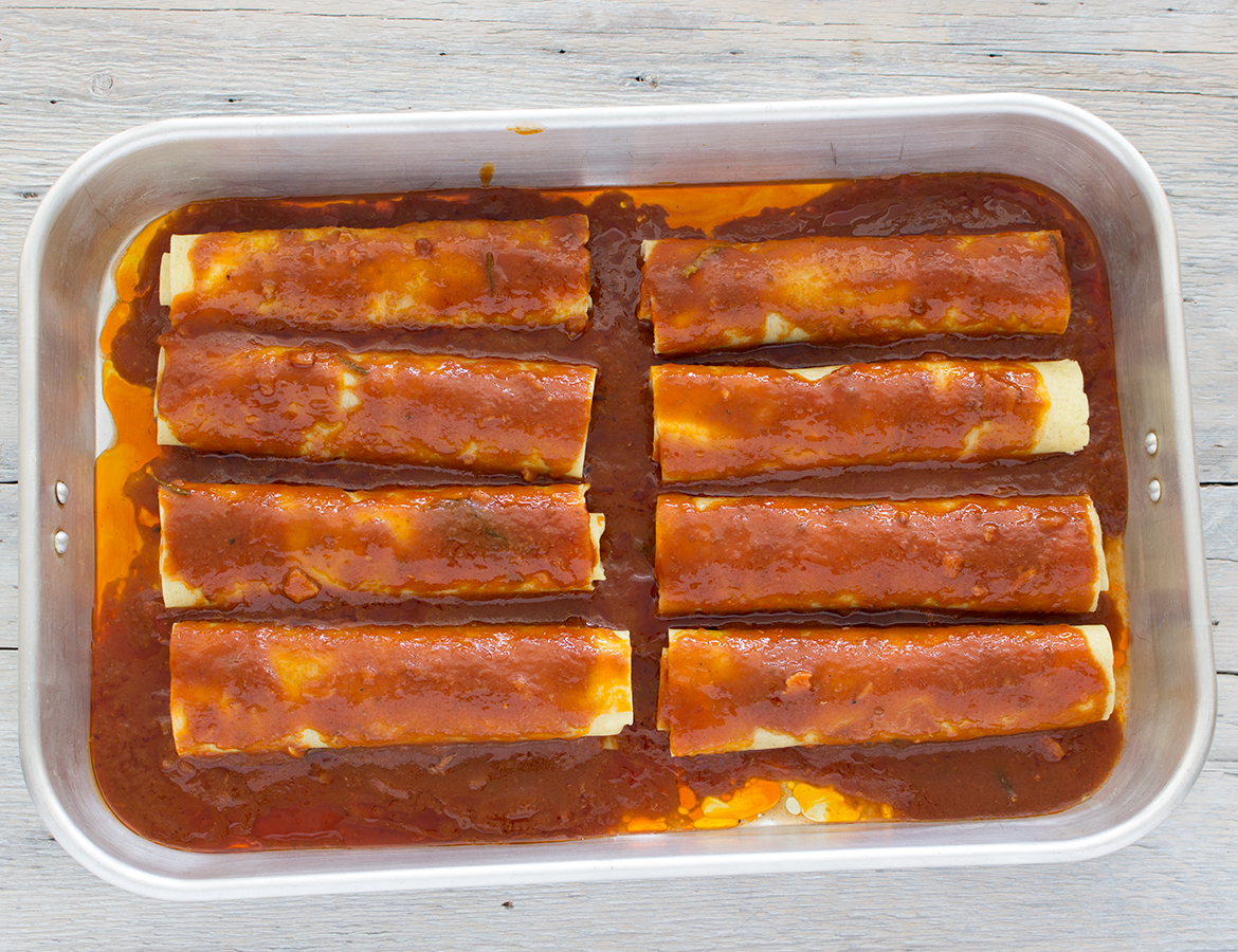 Cannelloni stuffed with braised Meat