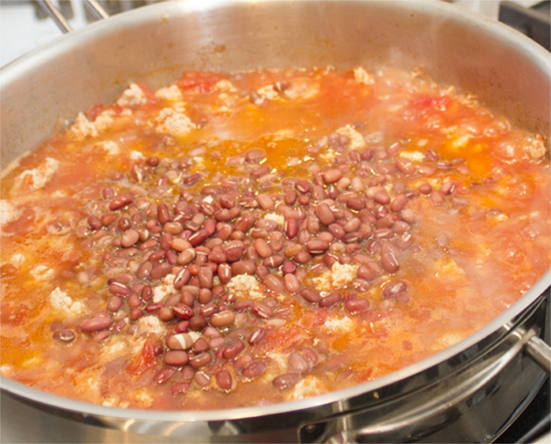 Chicken chilli on quinoa