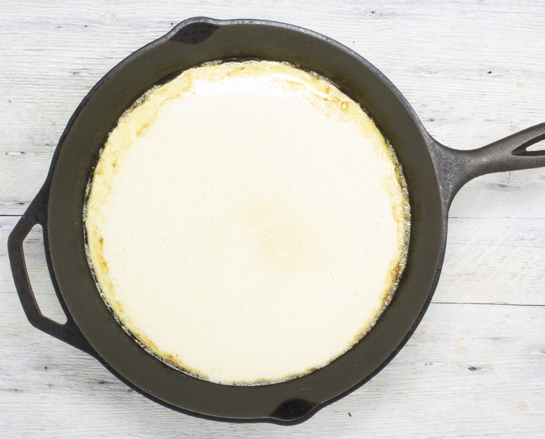 Crêpe allemande (Dutch Baby) aux pommes, aux pacanes caramélisées & Balsamumm