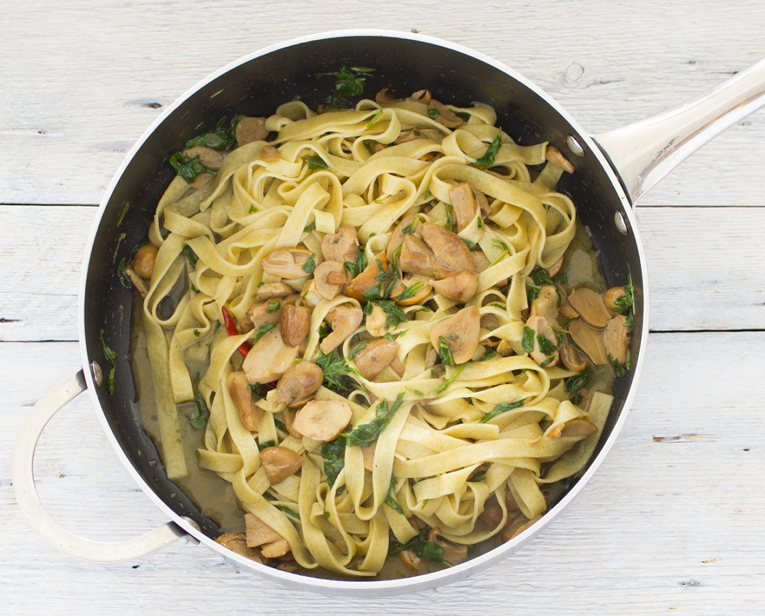 Fettuccine aux cèpes et à la roquette