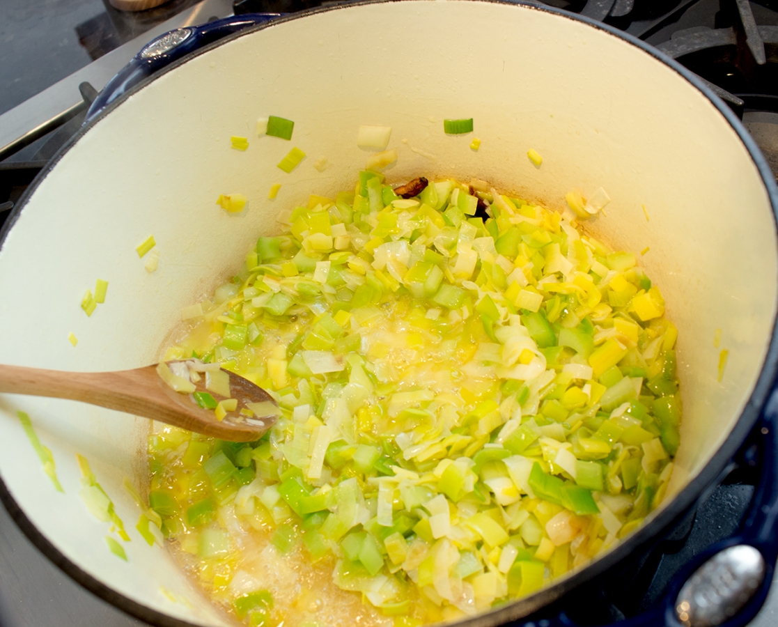 Braised white beans & leeks au gratin