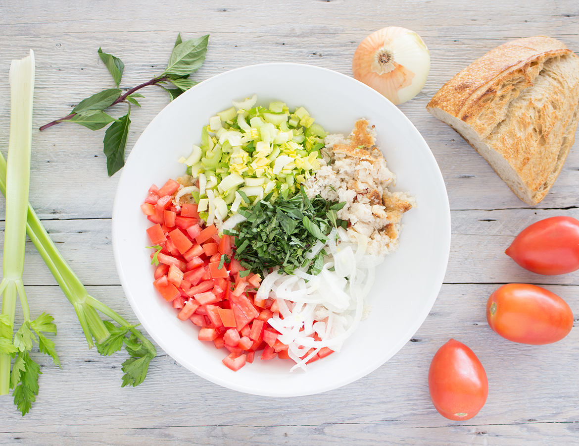 Panzanella (salade de tomate et de pain)