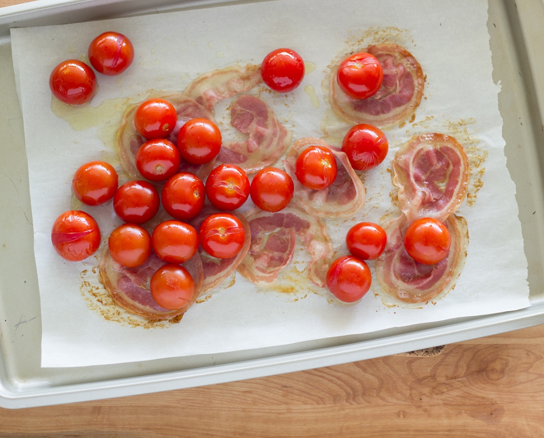 Spaghetti avec tomates cerises, pancetta et ricotta