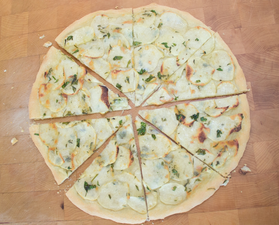 Thin crust potato pizza with Balsamumm drizzle