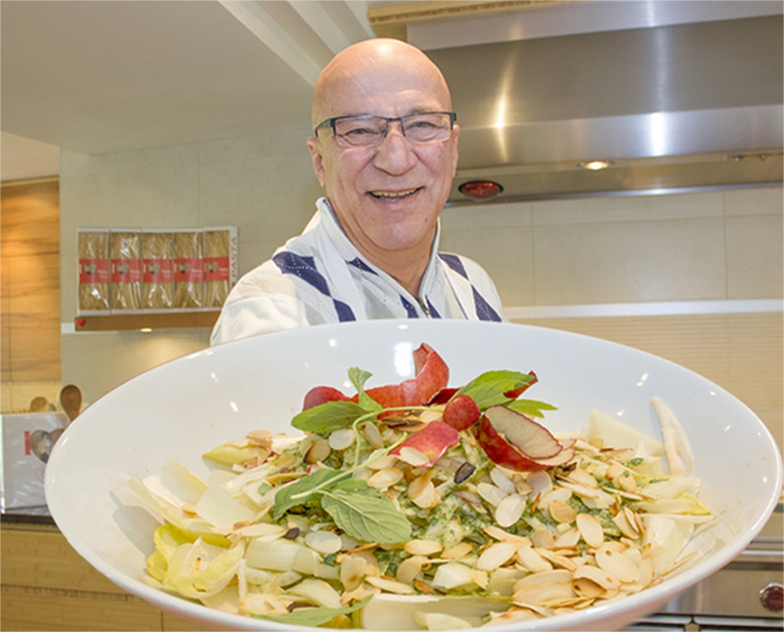 Endive, fennel and apple salad