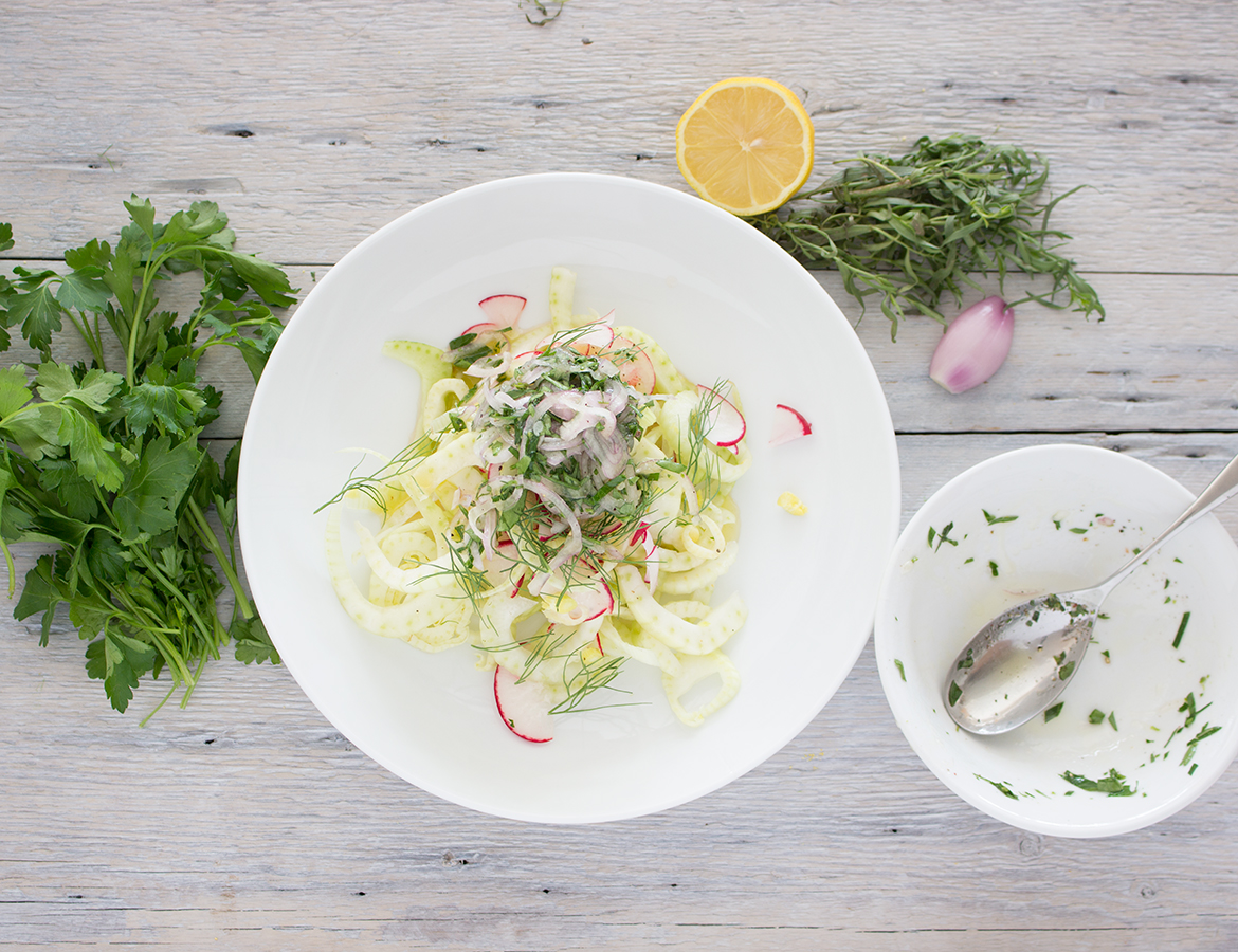 Salade de fenouil et de radis marinés