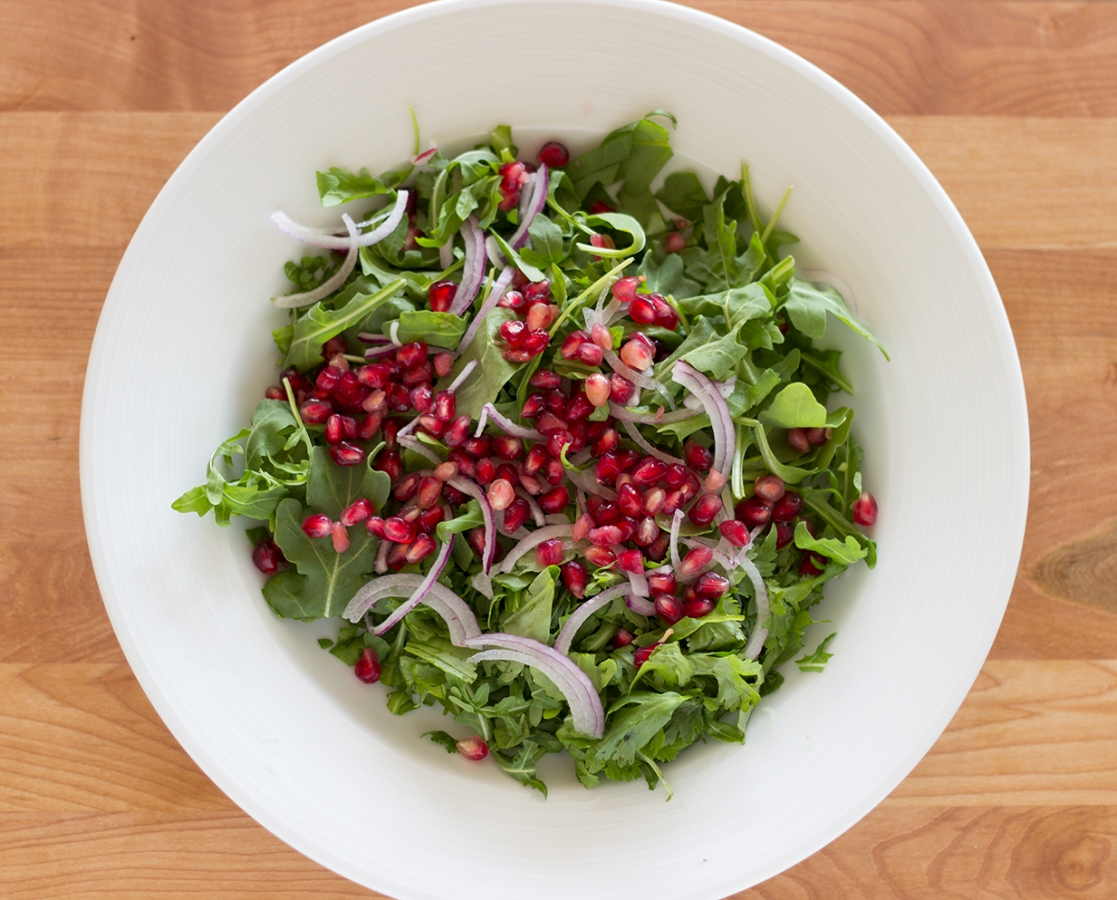 Poached salmon salad with pomegranate + Balsamumm bianco dressing