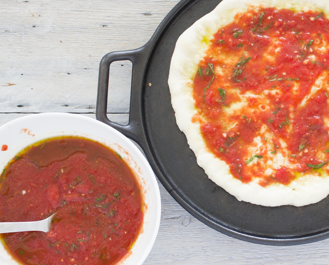 Homemade pizza sauce