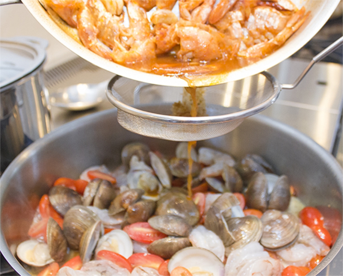 Spaghetti with Shrimp and fresh Clams