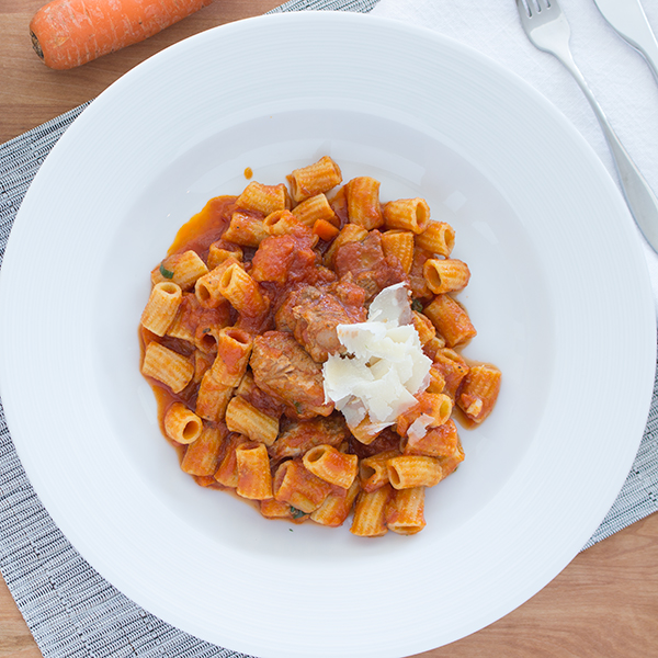 Italian style spare Ribs with mezze rigatoni