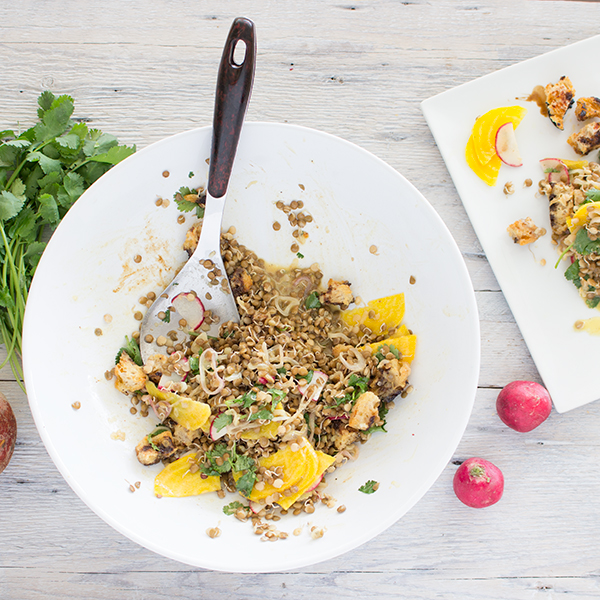 Sprouted lentil and yellow beet salad with Balsamumm croutons