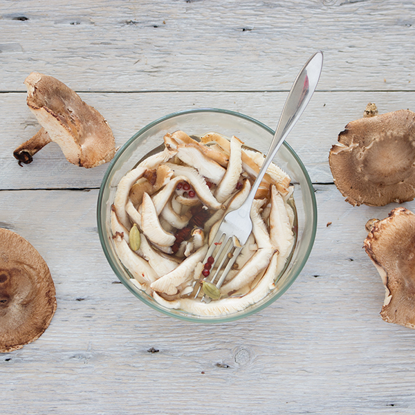 Champignons shiitake marinés